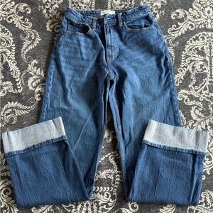 Abercrombie & Fitch High-Rise The 90’s Relaxed Jeans Curve Love size 28 long